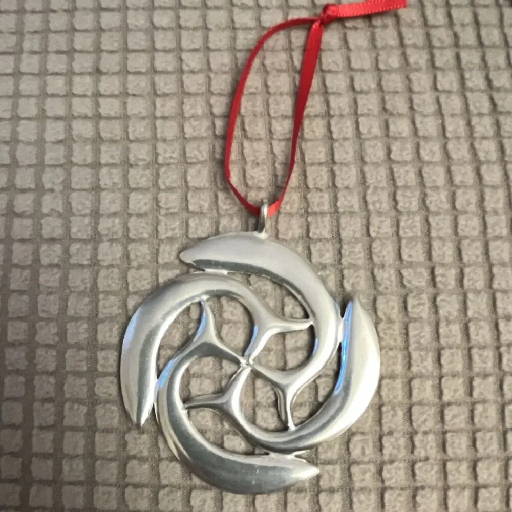 Lovell Designs only removed